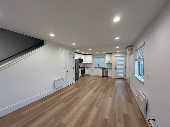 main floor - living room / dining area / kitchen