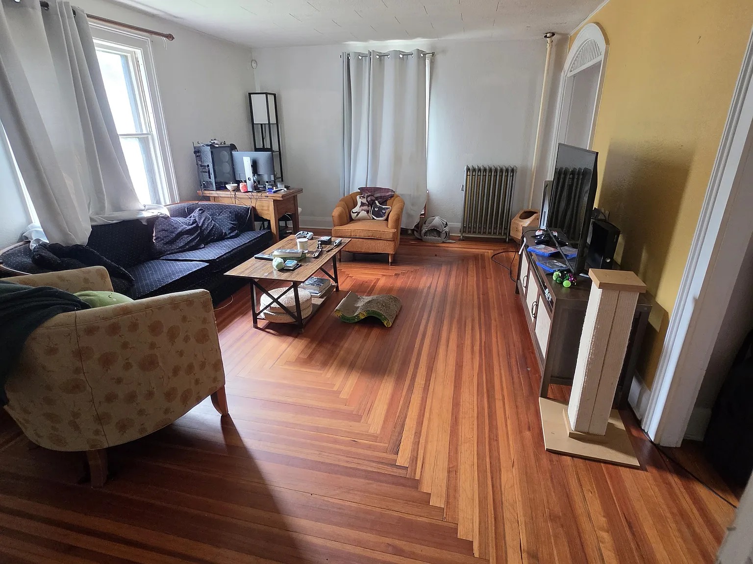 17 Laurel St — Photo 4