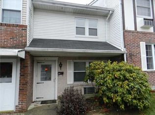 27 Surrey Ln, Torrington, CT 06790