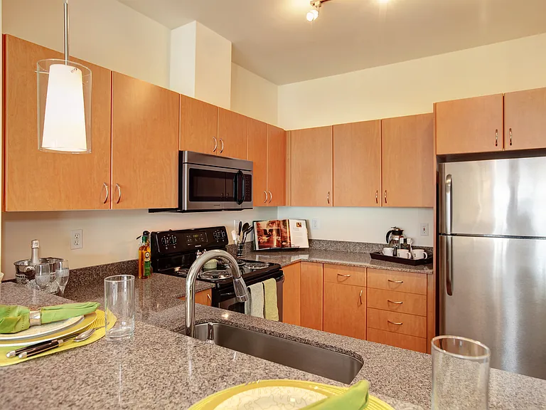 Kitchen-Bar 2