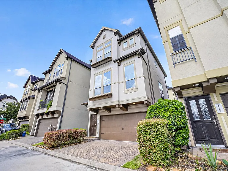 2707 Shadybrook Meadow Dr — Photo 3