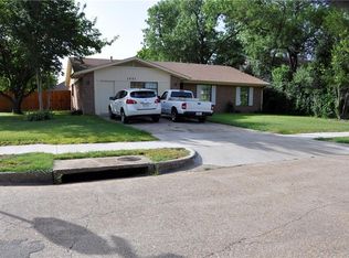 1001 Moore Dr, Mesquite, TX 75149