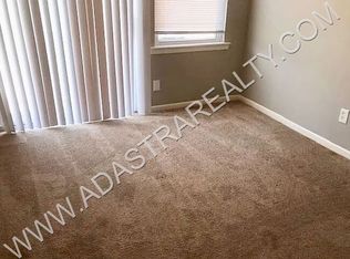 2508 NW Frances St SIDE A, Lees Summit, MO 64081