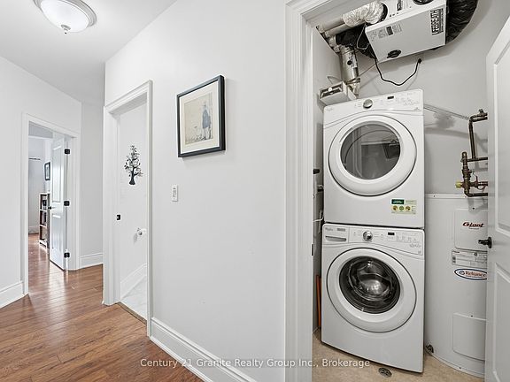 5th image of 9 Newcastle St #303