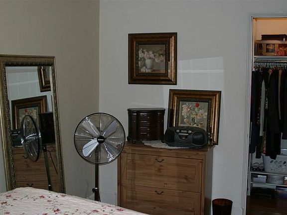 5th image of 569 Portland Ave APT 204