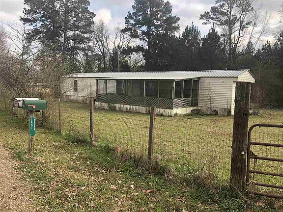 3rd image of 1507 County Road 2650