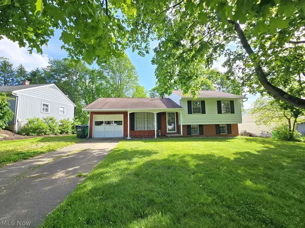 1565 Cedar Ln, Wooster, OH 44691