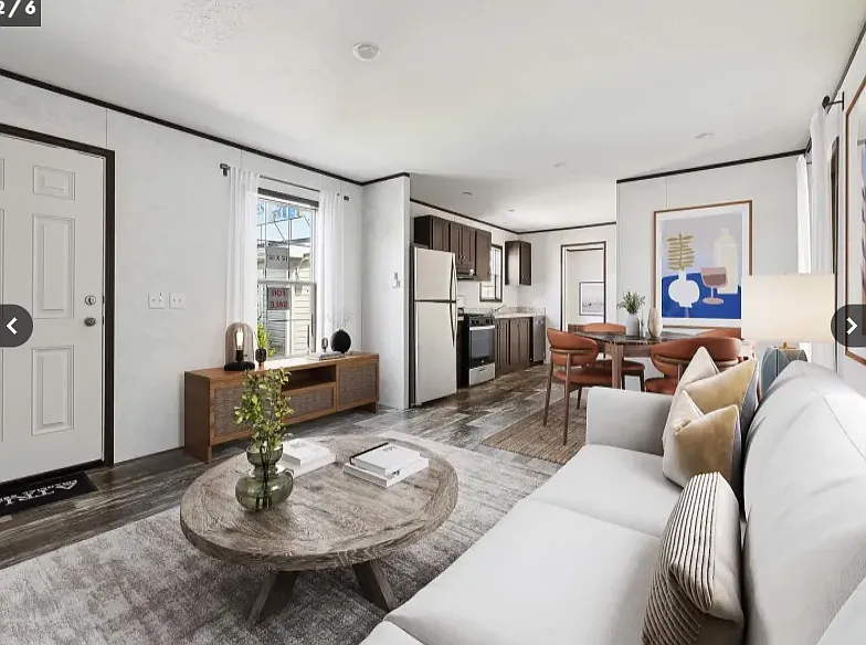 2 bed, 840 sqft, $1,750 — Photo 2