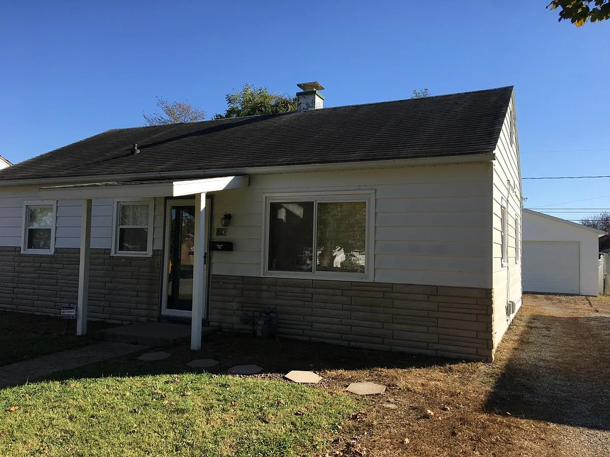 913 E Idlewild Dr photo 1