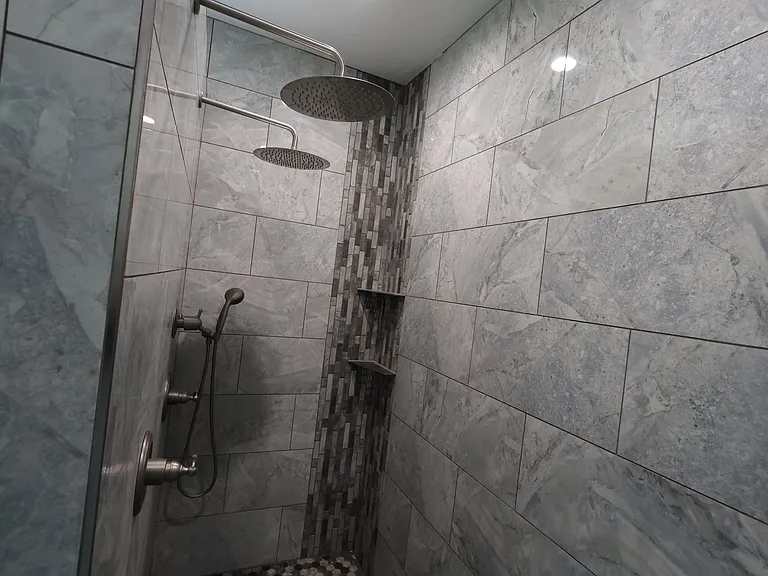 137 10th St W — Photo 13