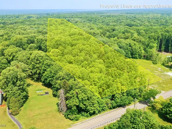 King Graves Rd NE, Warren, OH 44484