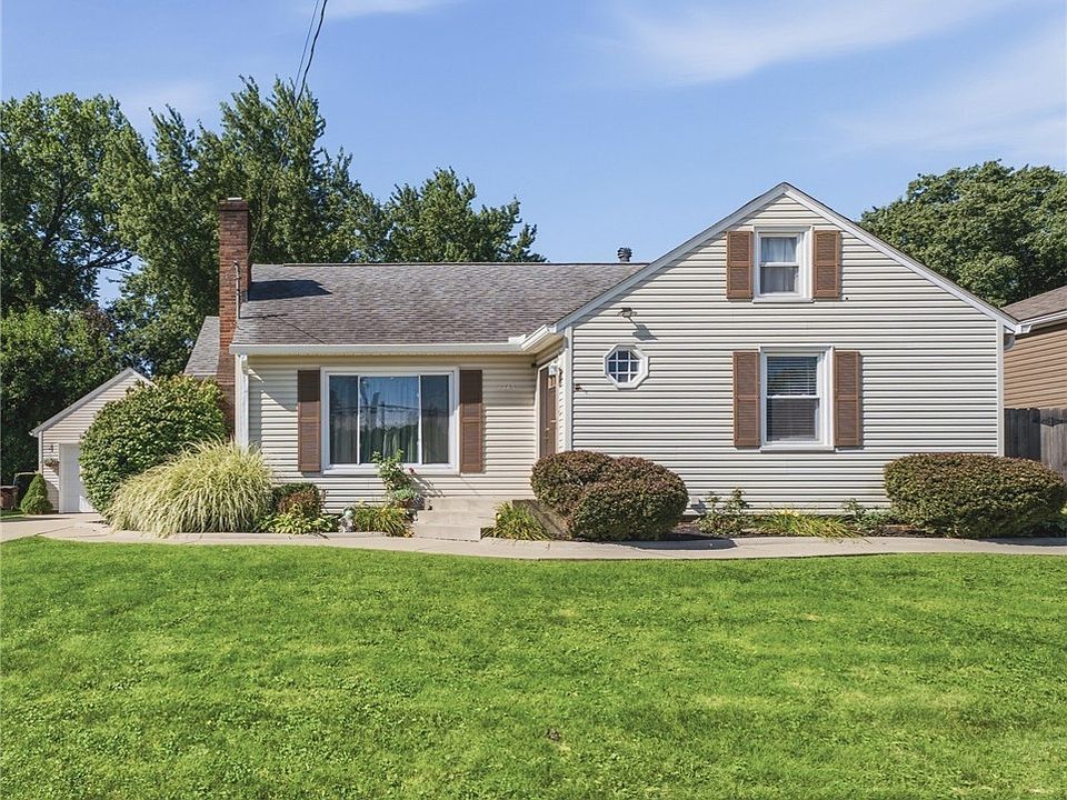 1st image of 1743 Jefferson Rd NE