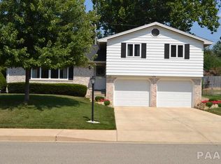 1425 W Tomar Ct, Peoria, IL
