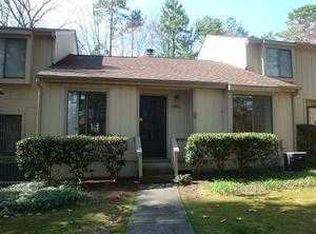 5917 Carmel Ln, Raleigh, NC 27609