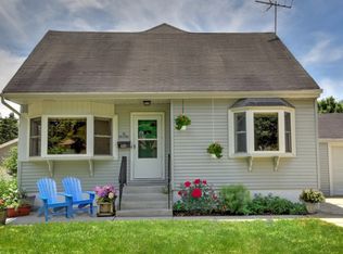 435 Grant St, Downers Grove, IL 60515