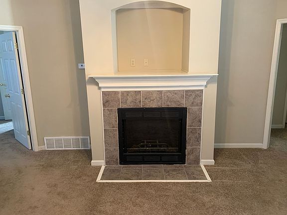 2nd image of 7035 Parkbrook Ln