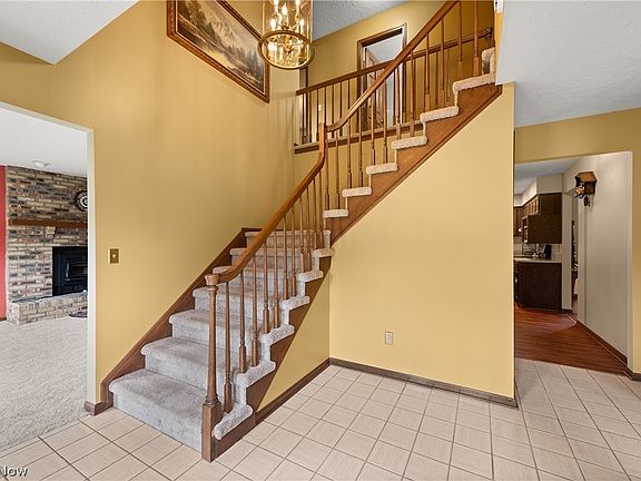 3rd image of 14590 Camden Dr