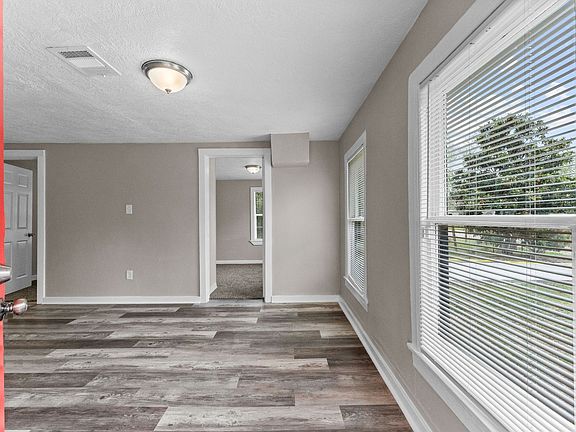 3rd image of 231 S Bell Dr