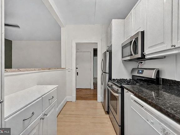 3rd image of 1954 Columbia Rd NW APT 110