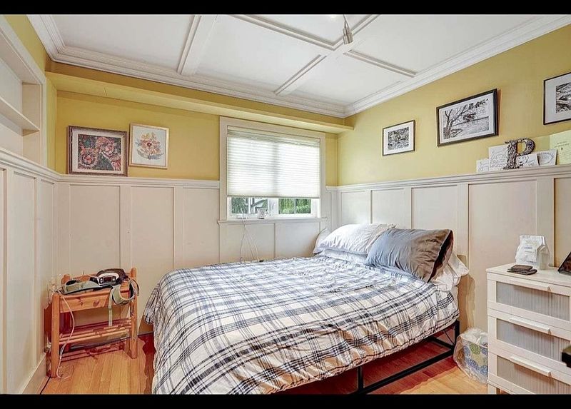 Surrey House for rent - 4 Bedrooms — photo 4
