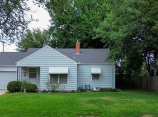 1426 S Schweiter Dr, Wichita, KS 67211
