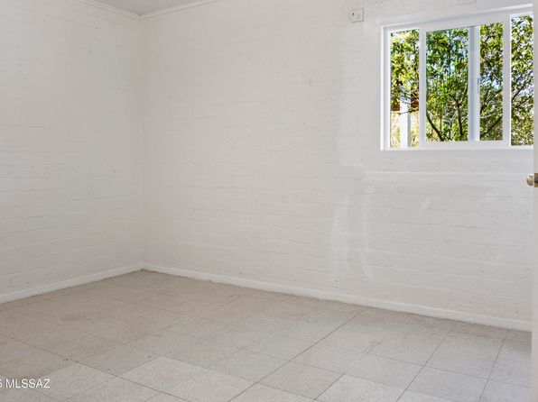 tucson-arizona-239336326 picture