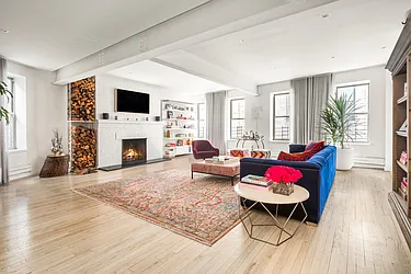 622 Greenwich Street, #4D