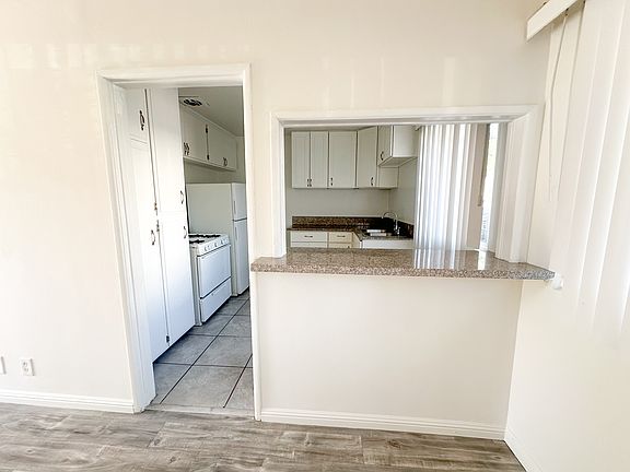 4th image of 3333 Mentone Ave APT 17