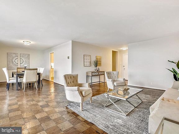 4th image of 4620 N Park Ave APT 1506W