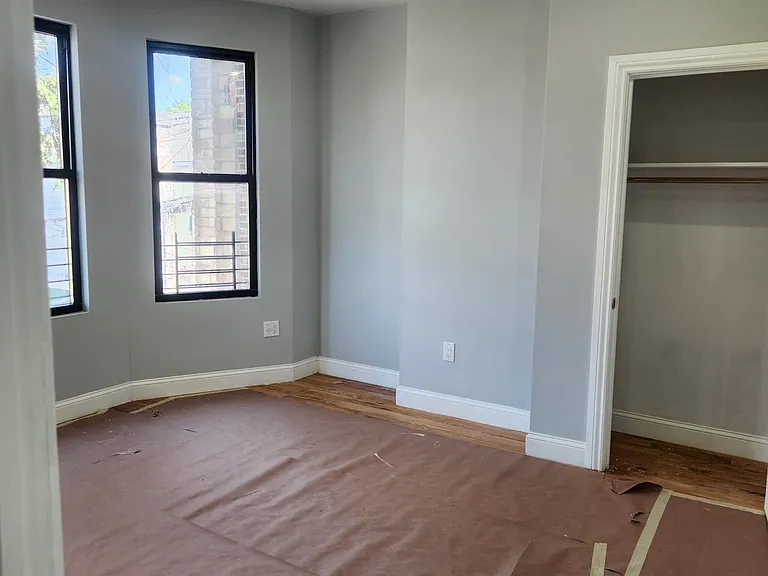 746 E 217th St #2 — Photo 5