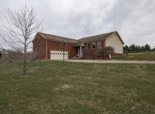 189 Stonetown Rd, Stamping Ground, KY 40379