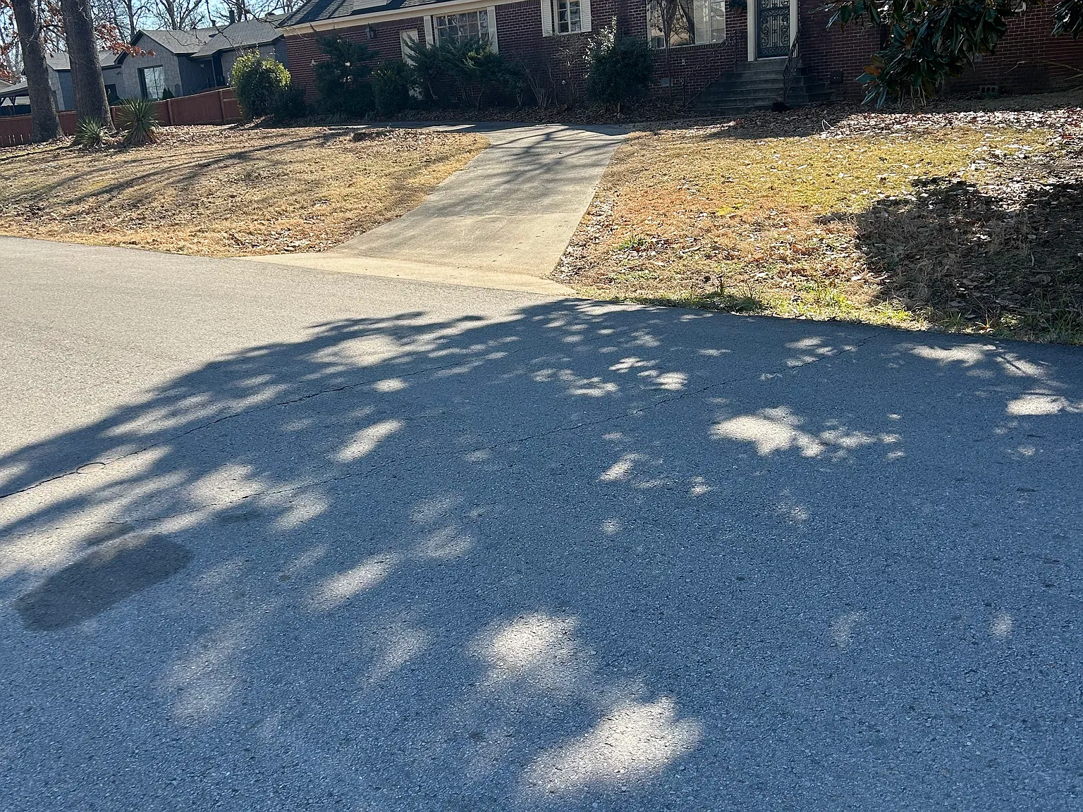 5600 Collins Ln — Photo 3
