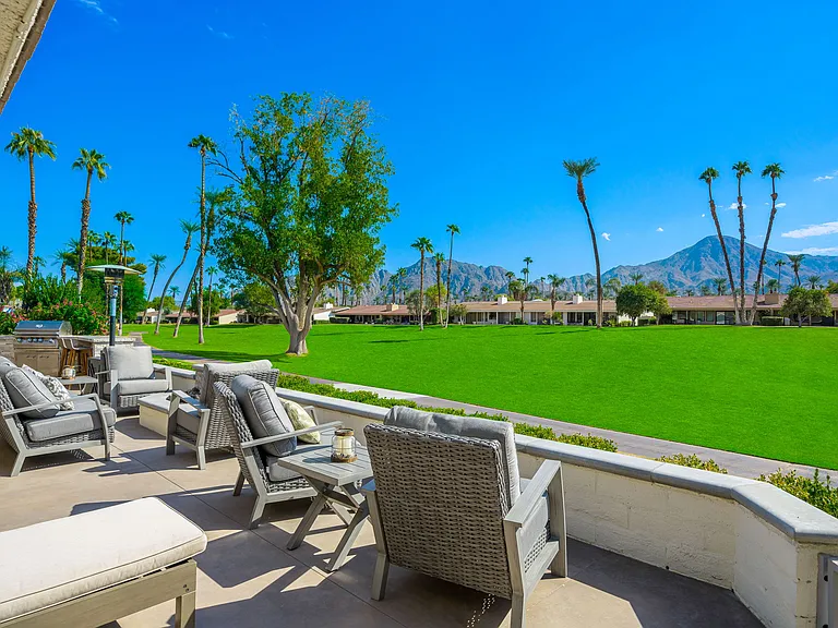 75593 Desert Horizons Dr — Photo 3