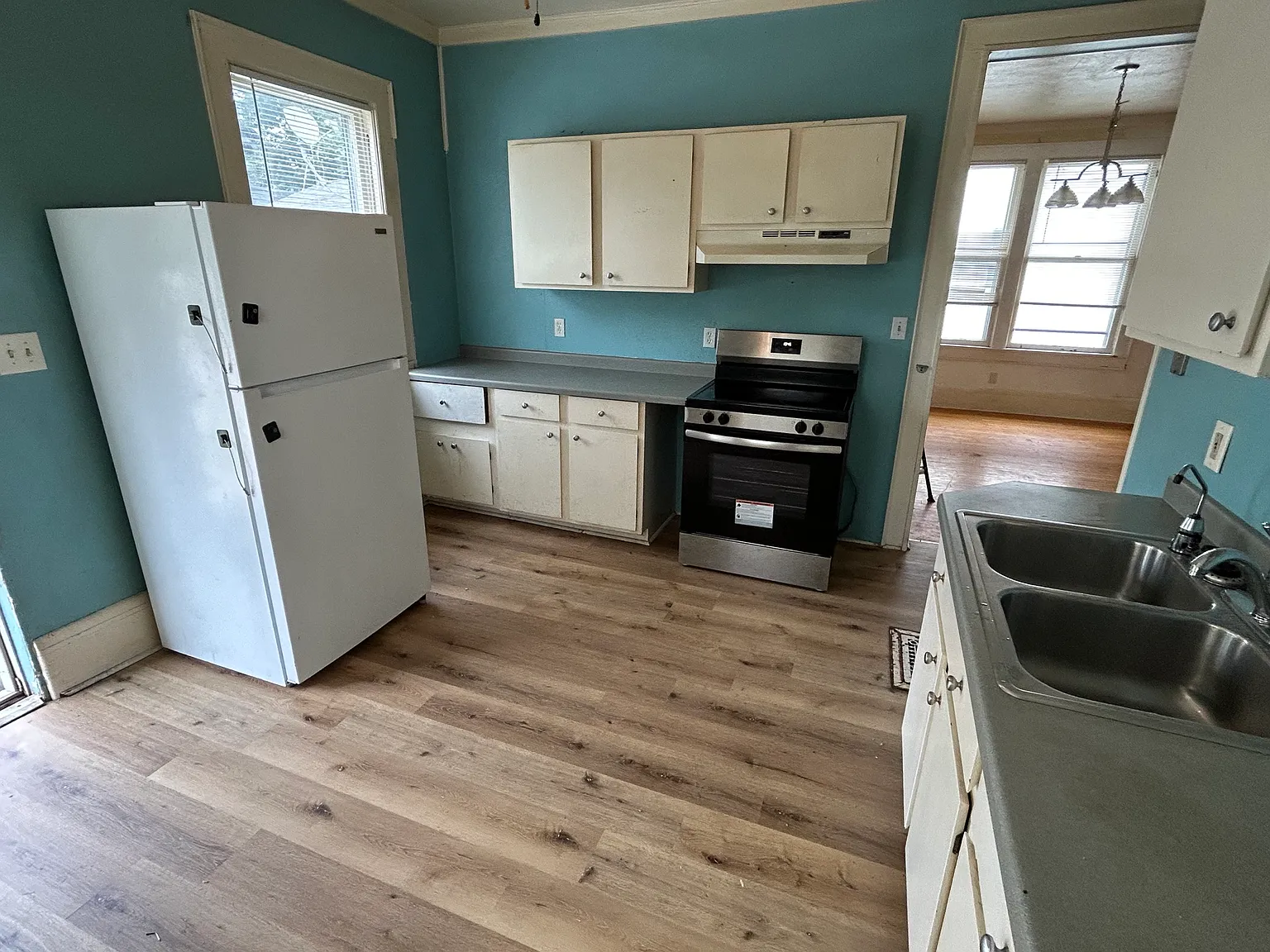 2 bed, 1212 sqft, $1,400 — Photo 1