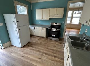 898 Shawano Ave #1A, Green Bay, WI 54303