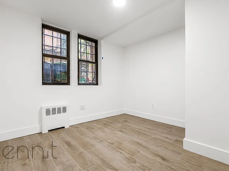 123 8th Ave #PRIVATE-BACK — Photo 12