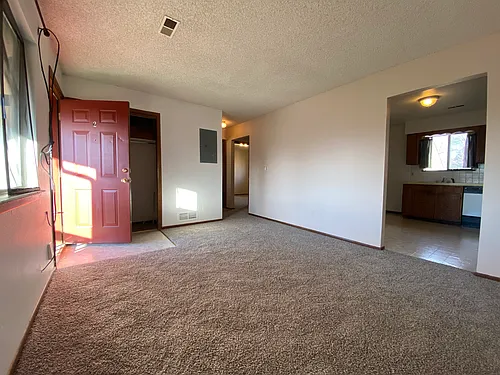 1916 Meadow Dr #1 Photo 1