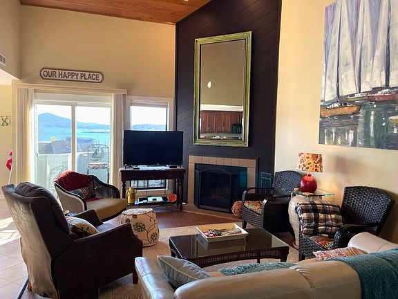 5th image of 25 Clubhouse Tower Cir #702