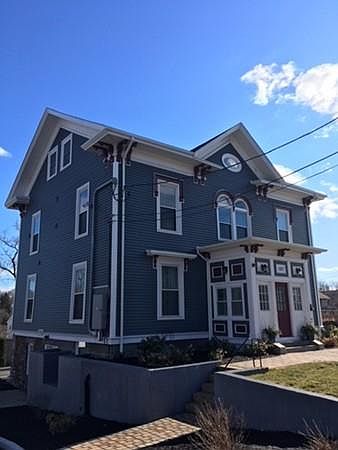 1st image of 107 Highland Ave Unit 3