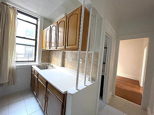 1st image of 12-29 31st Ave #5