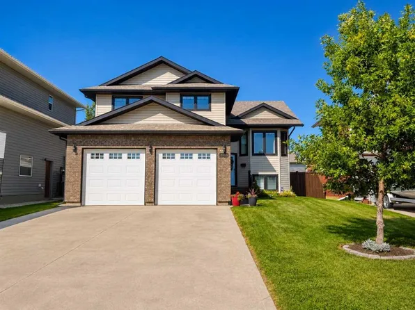 8606 S 70th Ave, Grande Prairie, AB T8X 0C8