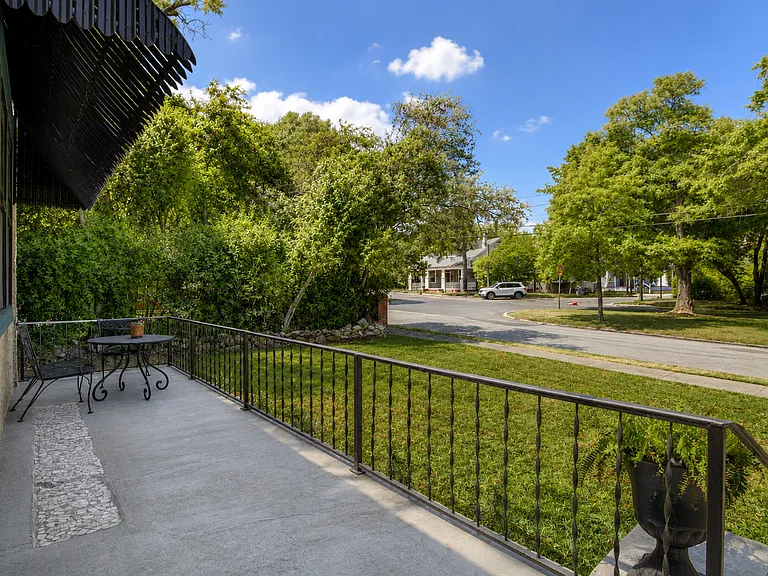 2208 Central Ave #2 — Photo 4