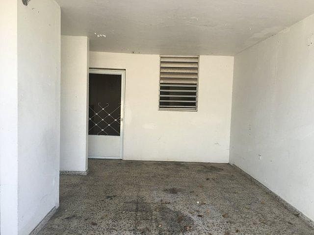 2nd image of MM18 Calle Cristina