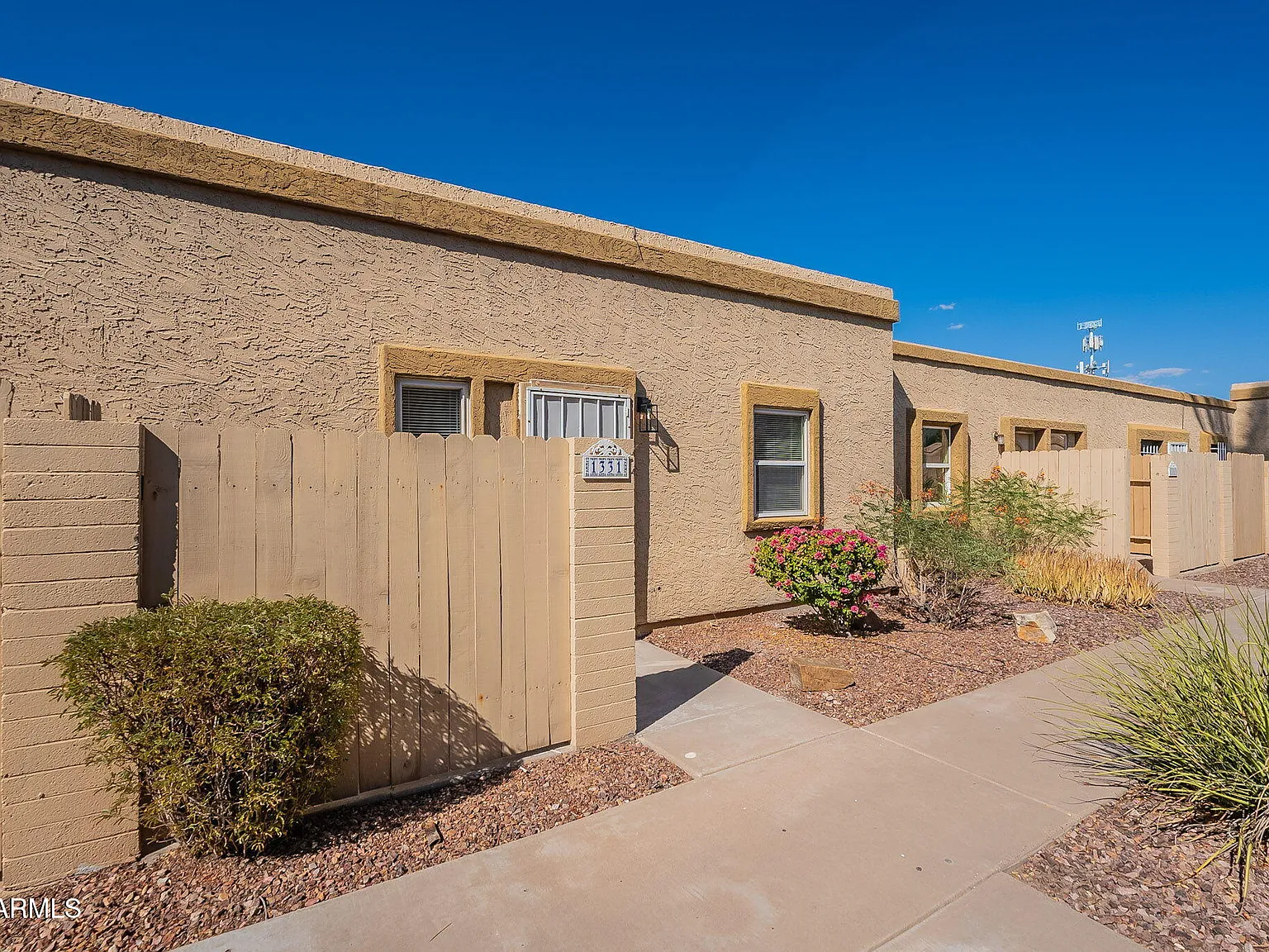 2 bed, 1.0 bath, 816 sqft, $1,650 — Photo 3
