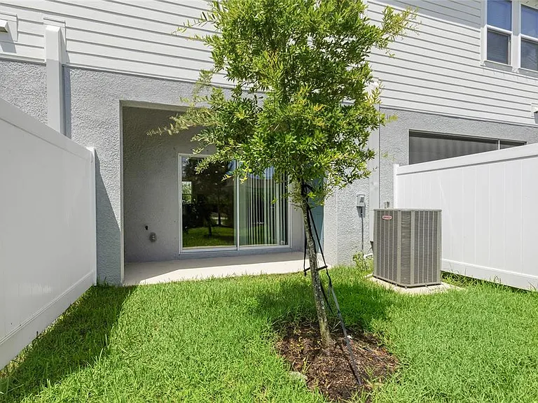 8865 Daybreak St — Photo 24