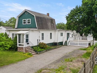 17 Suprenant St, Lowell, MA, 01852