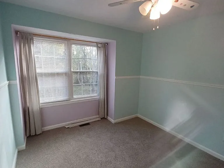 8028 Green Valley Ln — Photo 13