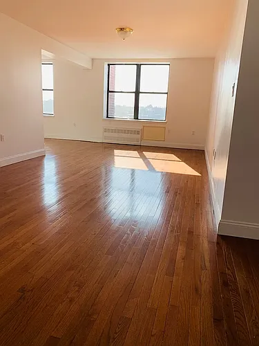 346 E 29th St #5C Photo 1 346 E 29th St #5C Photo 1