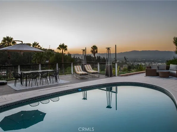 4347 Coronet Dr, Encino, CA 91316