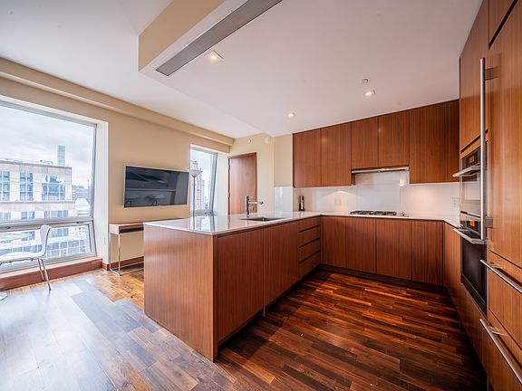 4th image of 400 5th Ave Floor 39